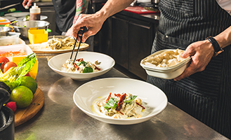 Les cours de cuisine pour découvrir les secrets locaux